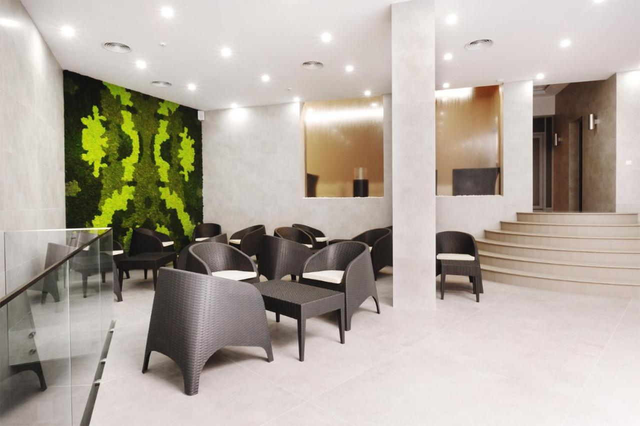 Roxen Hotel&Spa Chisinau Exterior foto